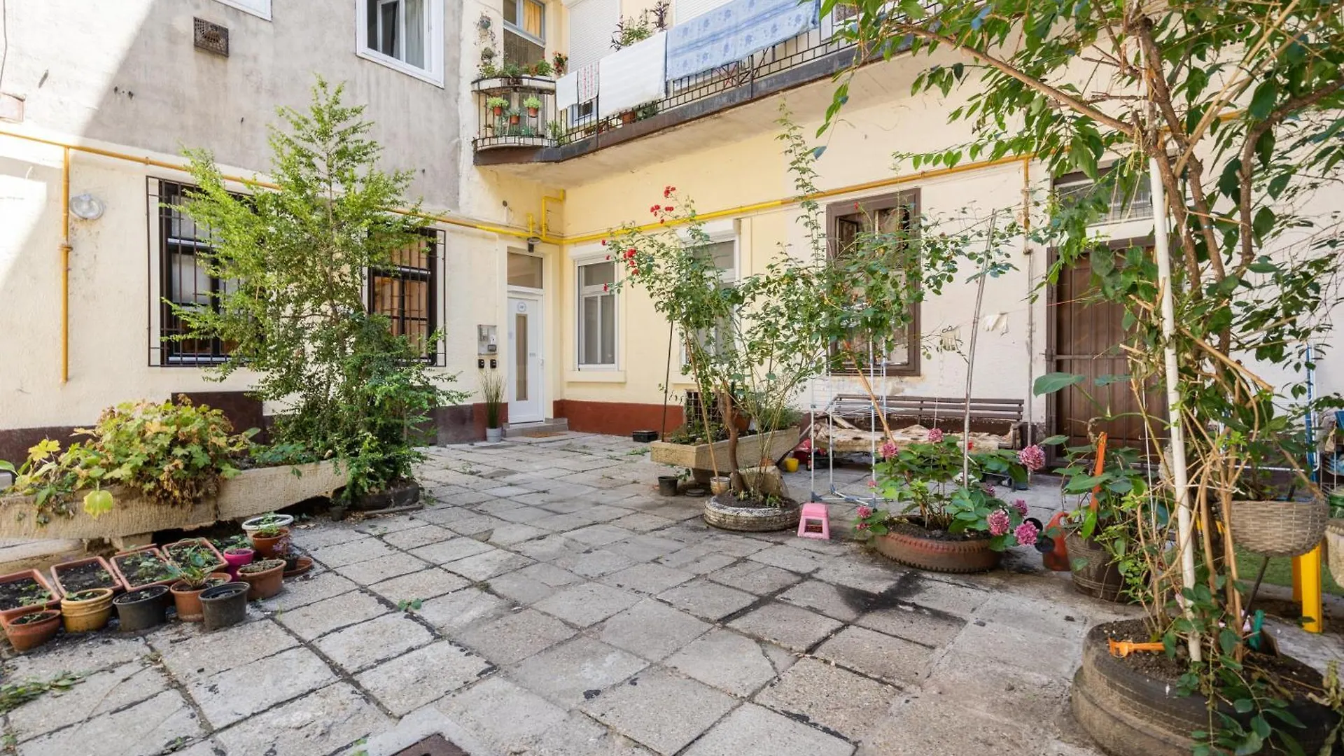 R7 Home Apartment Budapest